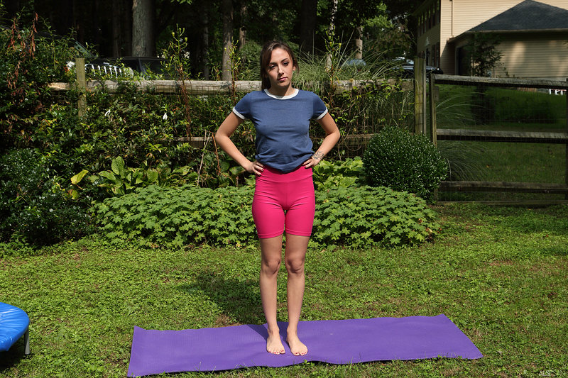 Катя, 18 лет, 0 размер груди