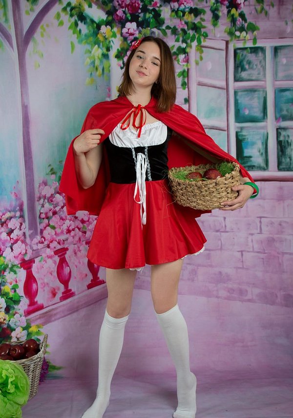 Изольда, 22 года, 2 размер груди